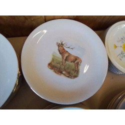 LOT DE 6 ASSIETTES EN PORCELAINE 