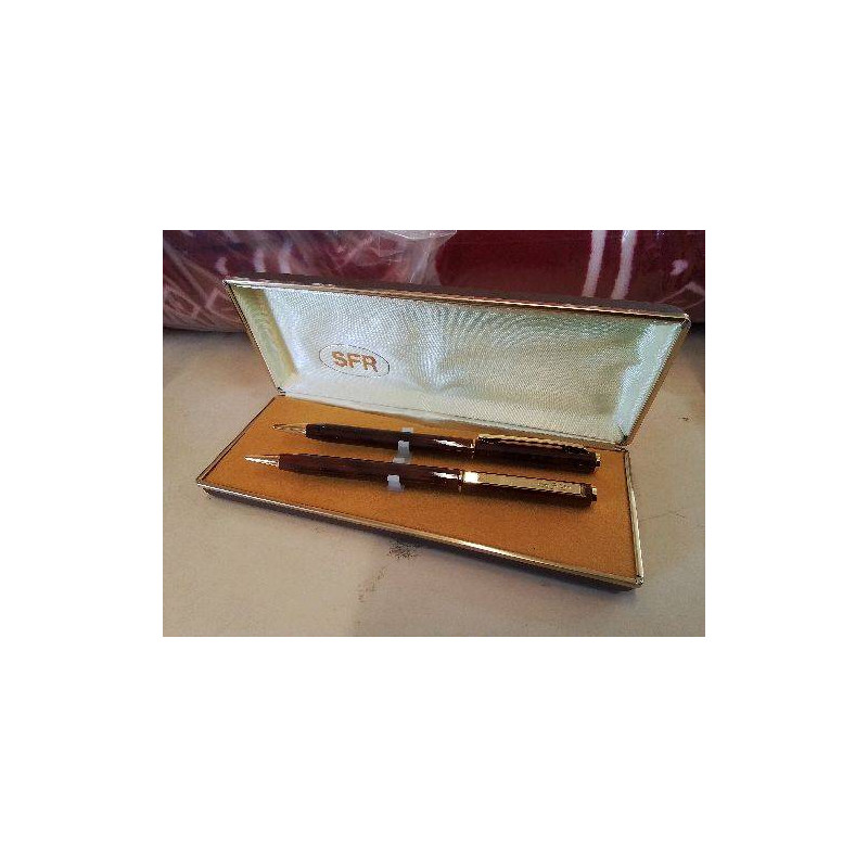 COFFRET STYLO SFR 