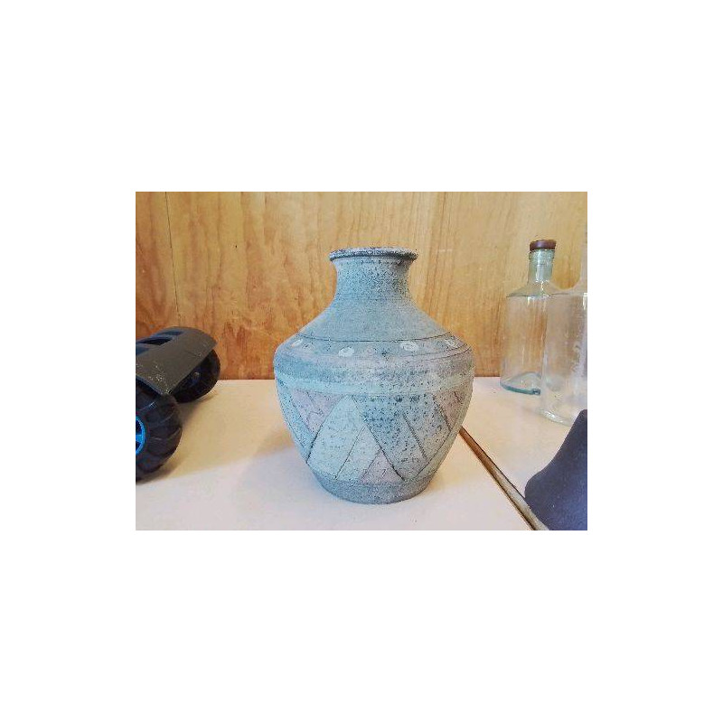 PETIT VASE EN TERRE CUITE 