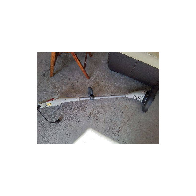 COUPE BORDURE ELECTRIQUE 