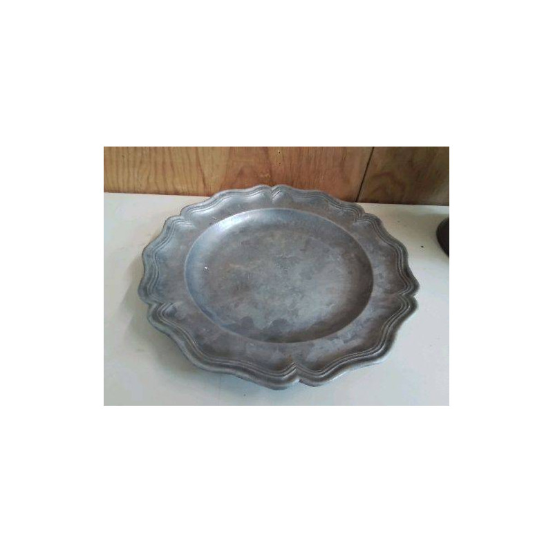 PLAT EN ETAIN