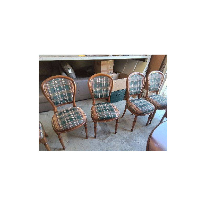 CHAISE TAPISSÉ 