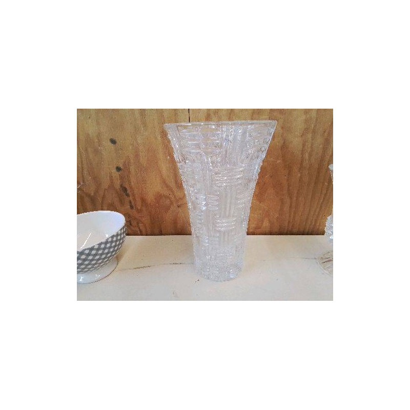 VASE EN CRISTAL 