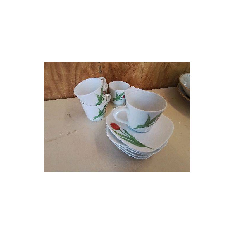 LOT DE 6 TASSES A CAFÉ 