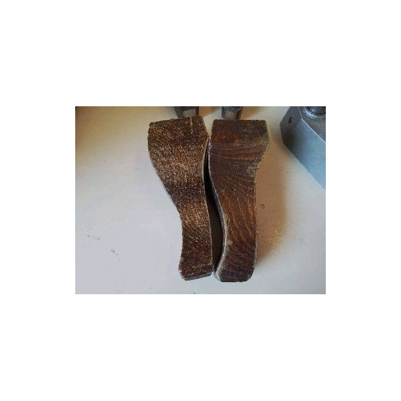 LOT DE 4 PIEDS 