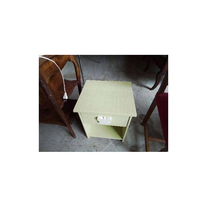 PETITE TABLE VERTE DE CHVET PAPILLON 