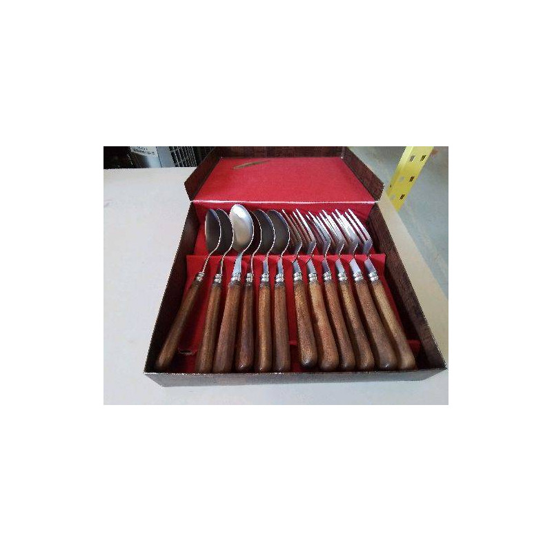 COUVERTS EN BOIS ET INOX