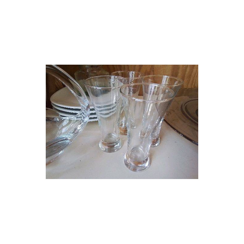 LOT DE 4 VERRES A JUS 