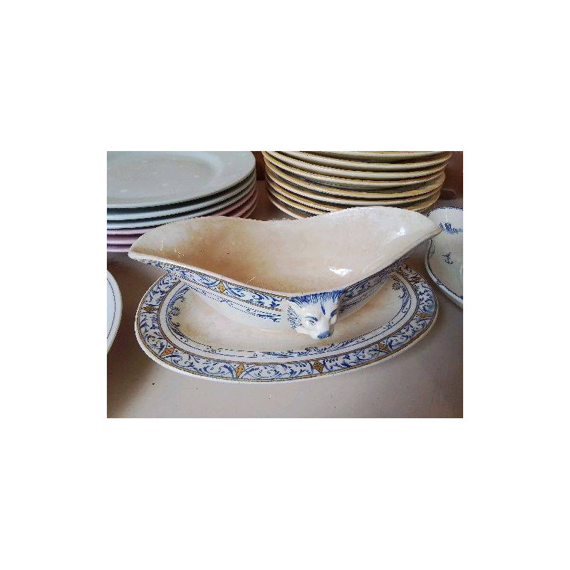 SAUCIÈRE EN PORCELAINE 