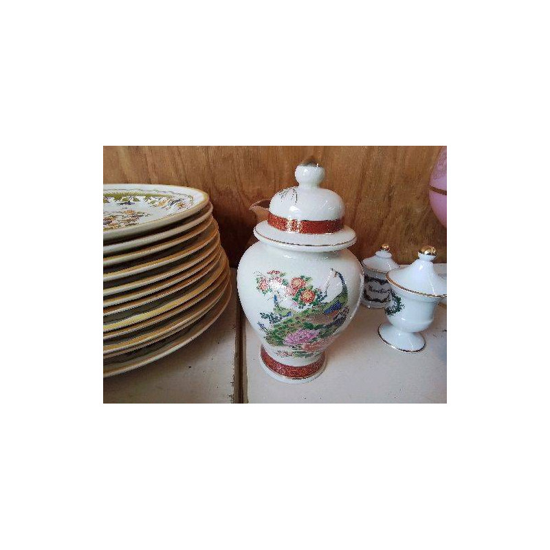 URNE EN PORCELAINE 