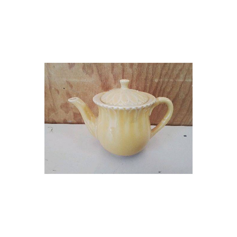 PETITE THÉIÈRE JAUNE