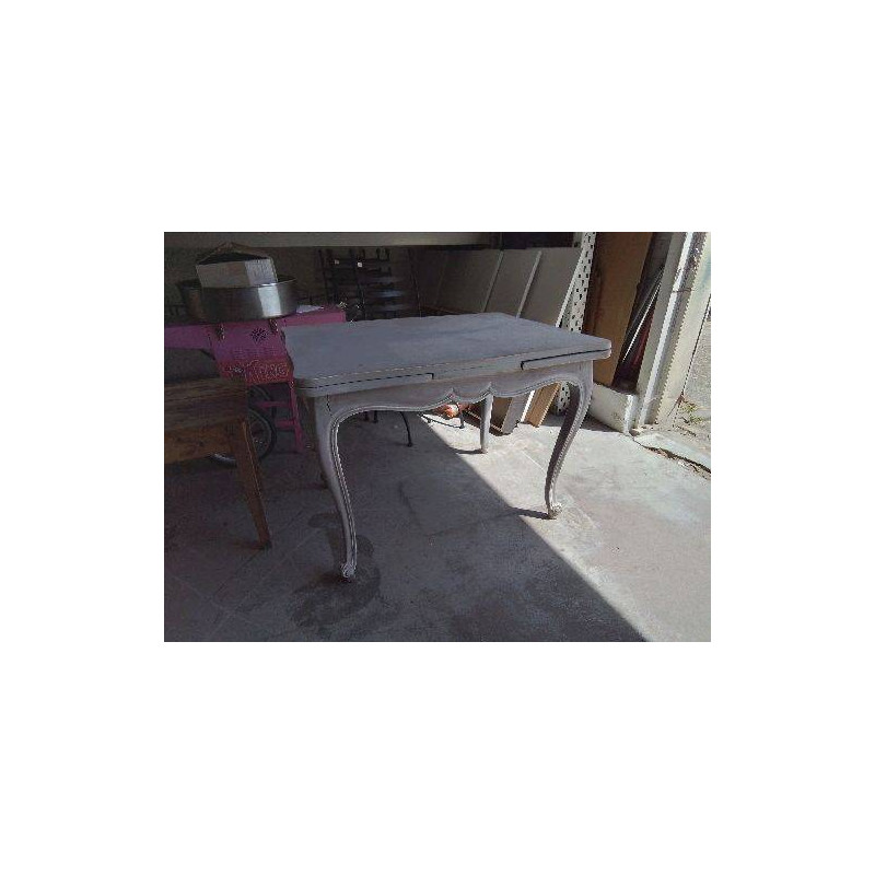 TABLE A RALONGES 