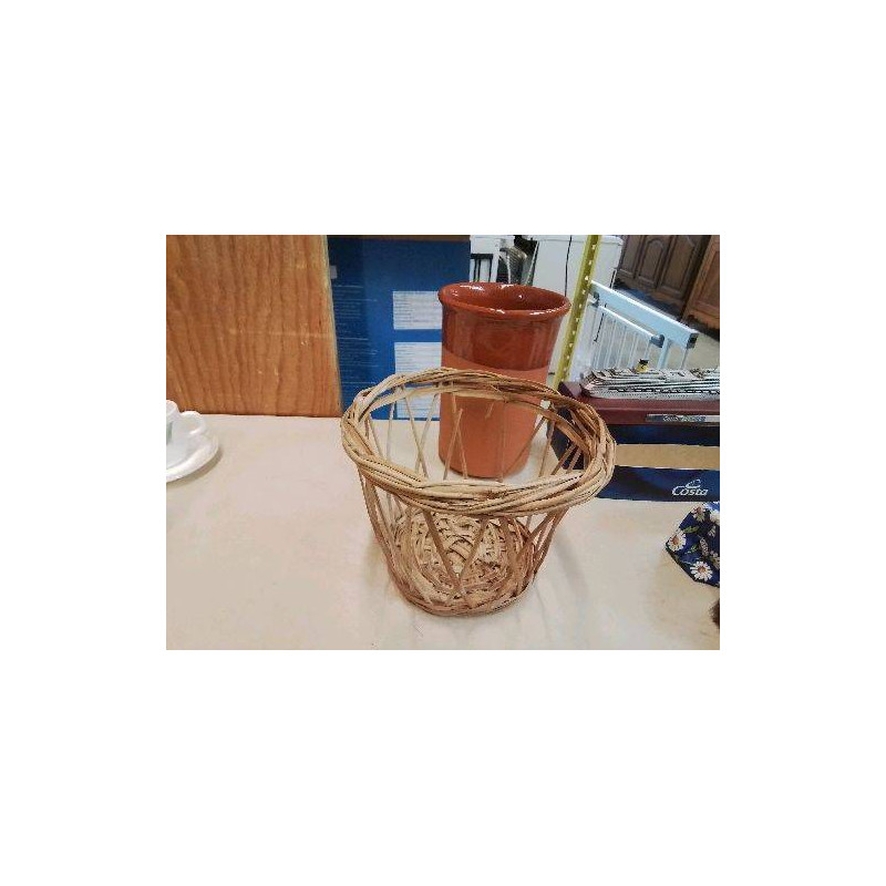 CACHE POT PAILLÉE 