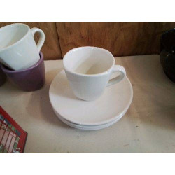 TASSE AVEC SOUCOUPE 