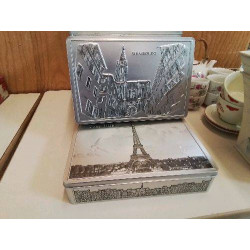 BOITE A GATEAU MONUMENT