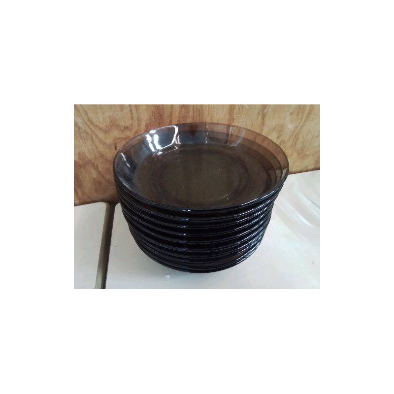 LOT DE 10 ASSIETTES CREUSES EN VERRE
