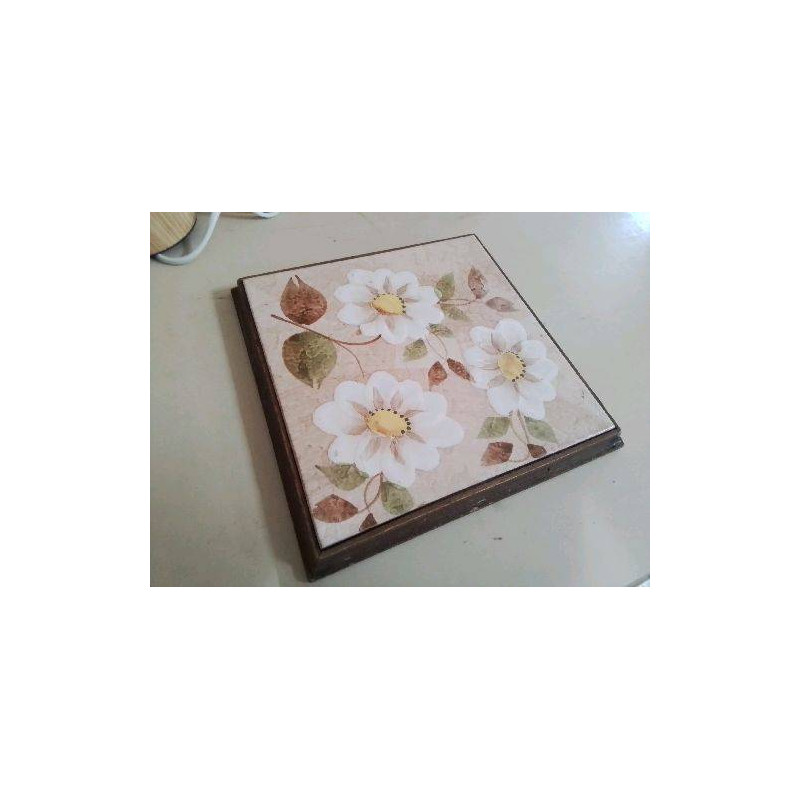 DESSOUS DE PLAT 