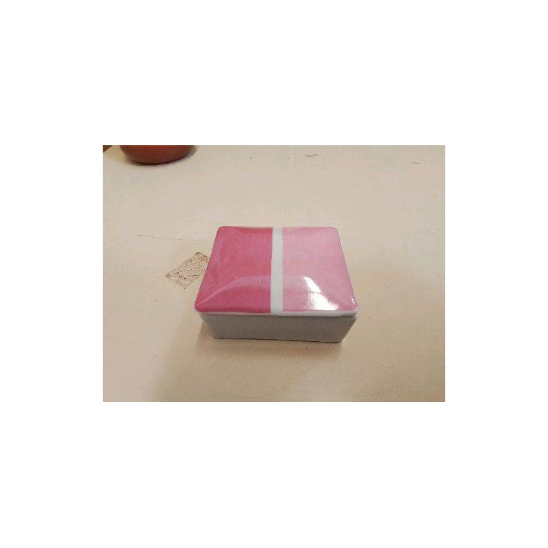 PETITE BOITE ROSE EN PORCELAINE 