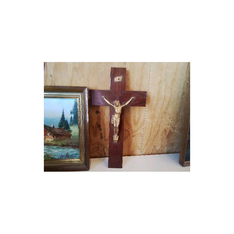 CRUCIFIX 