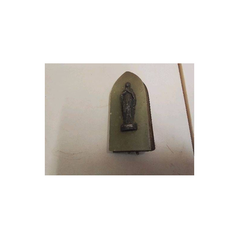 VIERGE SUR ONYX