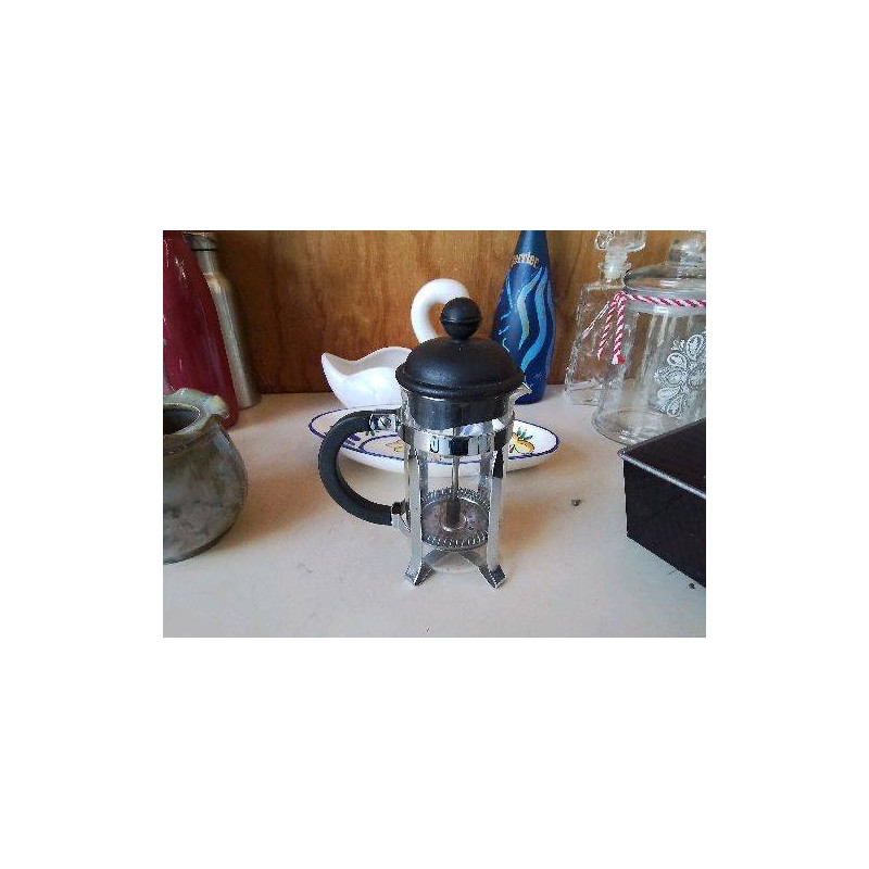 PETITE CAFETIÈRE À PISTON 