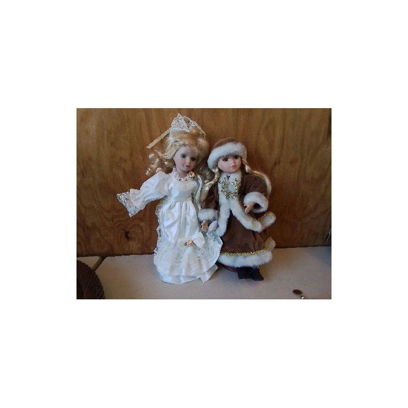 POUPEE DE PORCELAINE 