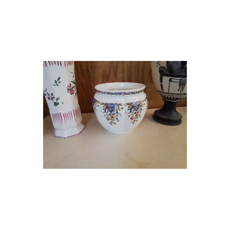 CACHE POT EN FAIENCE