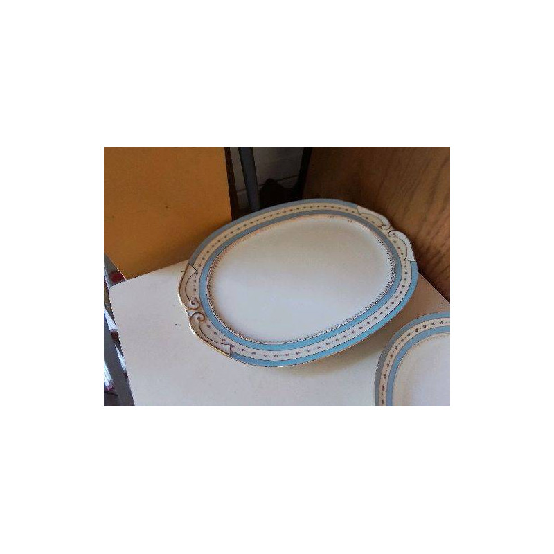 PLAT DE SERVICE 
