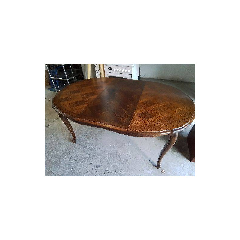 TABLE RONDE STYLE LOUIS XV 