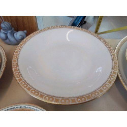 PLAT BLANC BORDURE DORÉ EN PORCELAINE 
