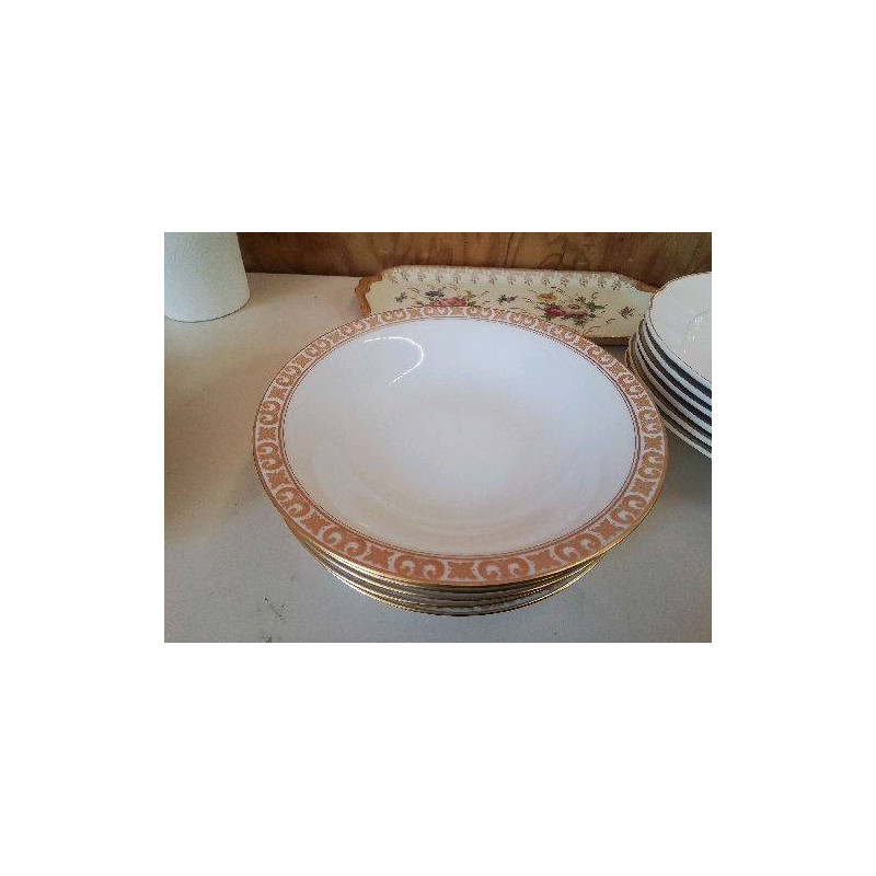 LOT DE 6 ASSIETTES BORDURE DORÉ 
