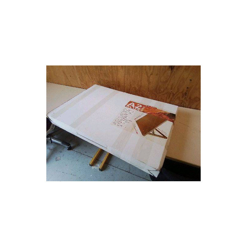 TABLE D’OEUVRE EN BOIS 