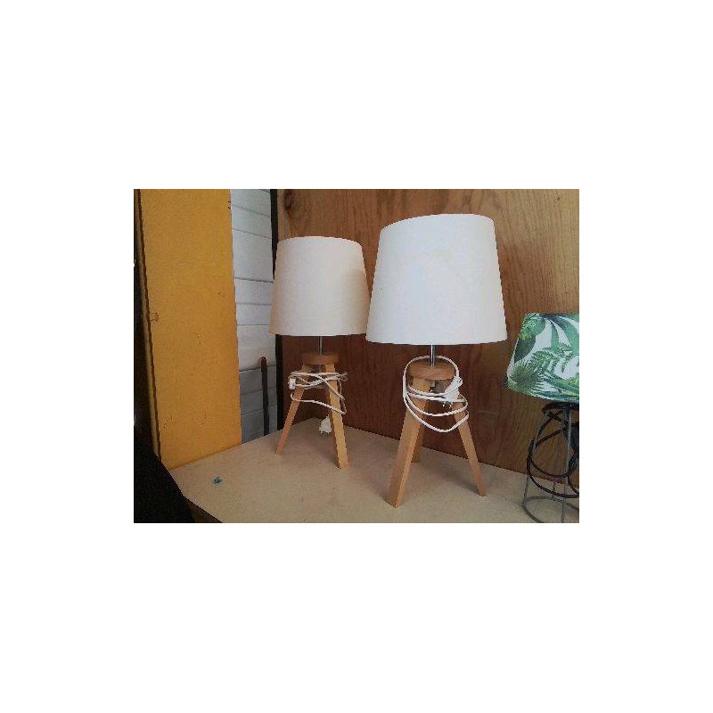 LAMPE A POSER PIETTEPENT EN FRÊNE 