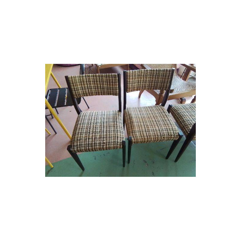 CHAISE ANNEE. 70