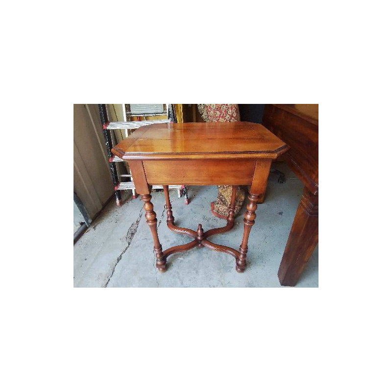 TABLE D’APPOINT