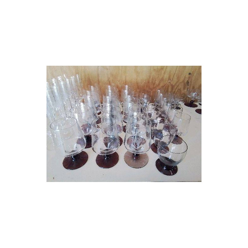 VERRE PIED COLORÉ 