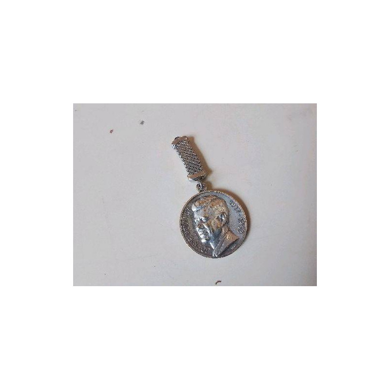 MEDAILLE COMMEMORATIVE DE JOHN F KENNEDY 