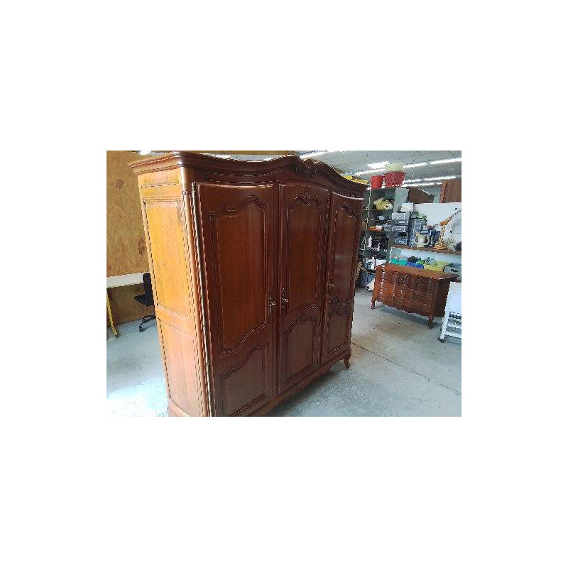 ARMOIRE 3 PORTES DE STYLE REGENCE EN MERISIER