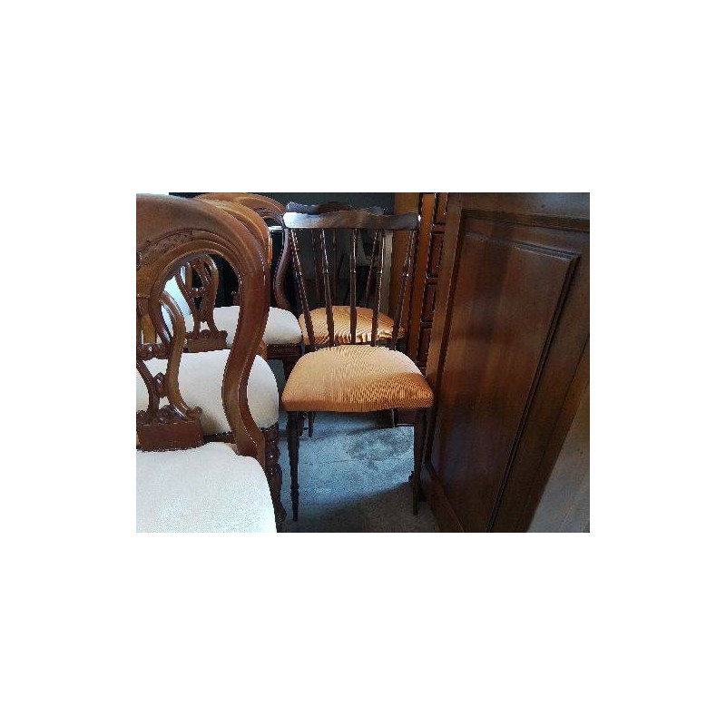 CHAISE