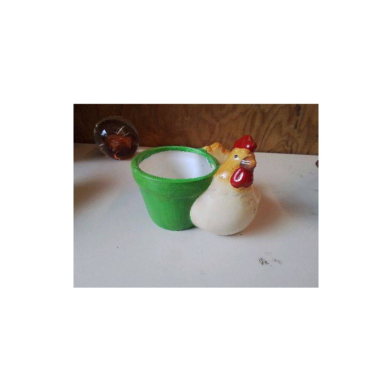 POT DE FLEUR POULE