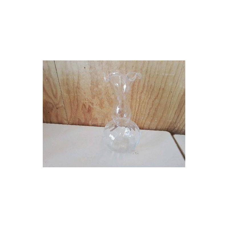 VASE EN VERRE