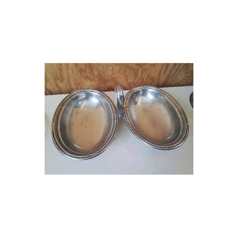 PLAT EN METAL ARGENTÉ 