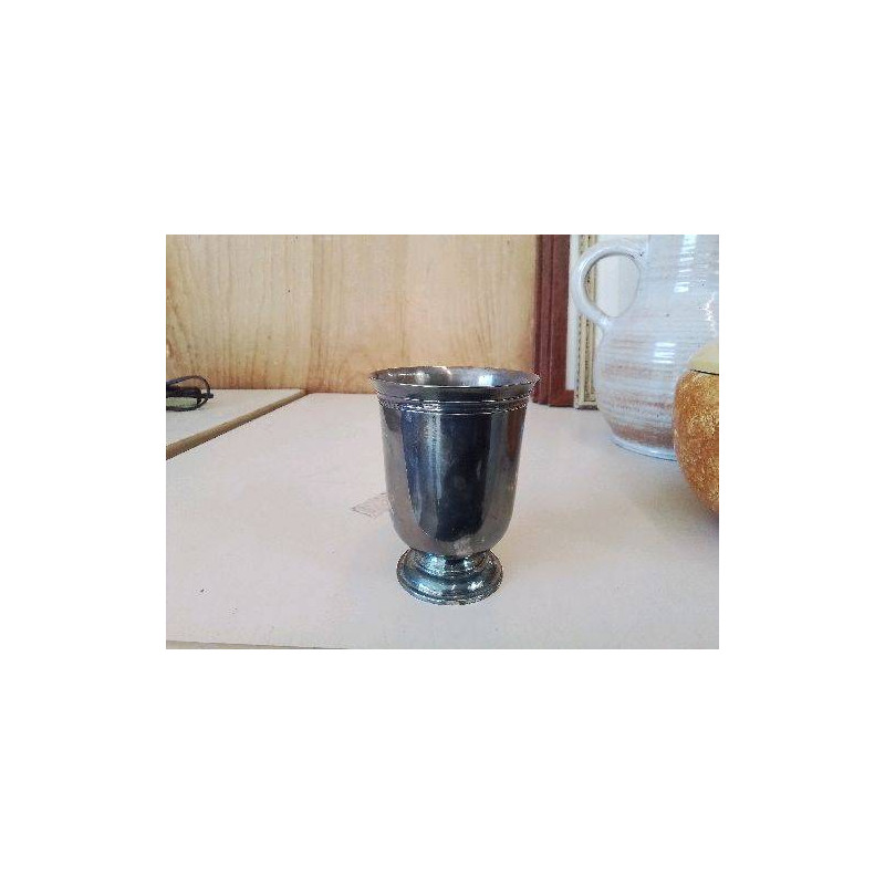 TIMBALE EN METAL ARGENTÉ 