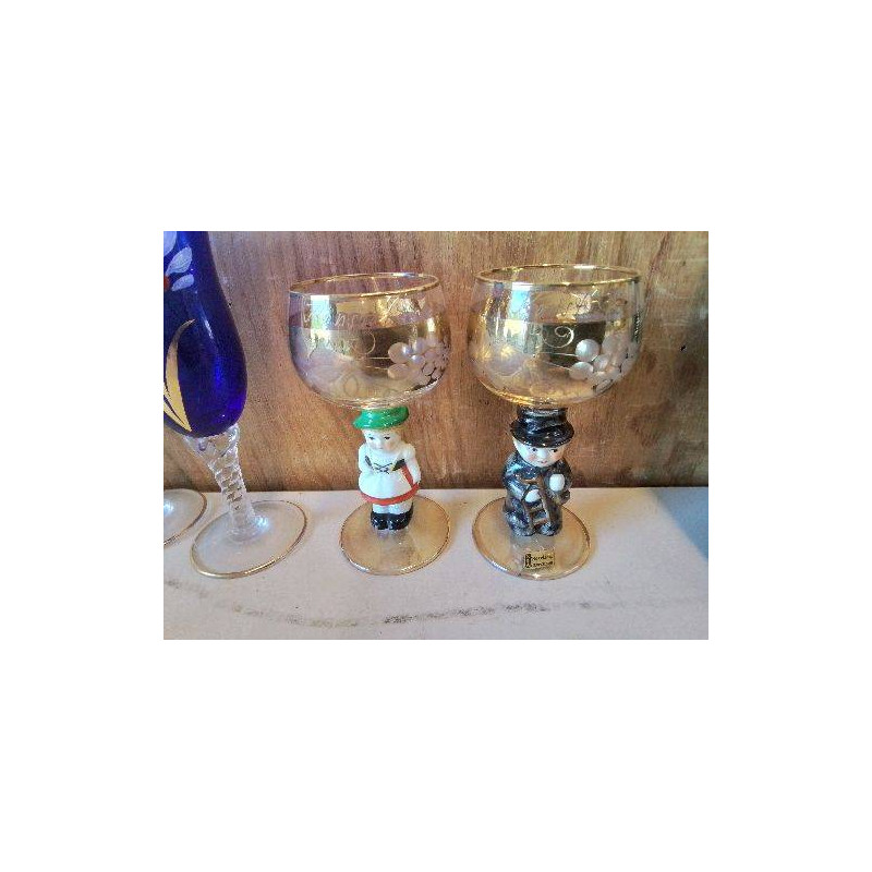 VERRE A PIED 