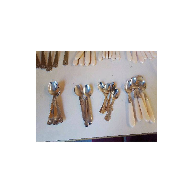LOT DE PETITES CUILLÈRES 