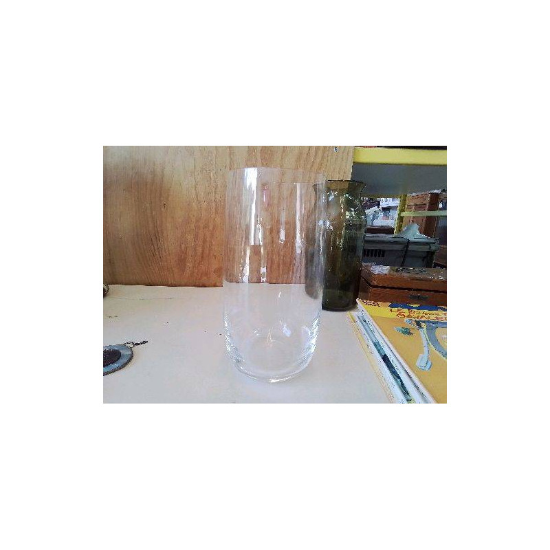 VASE EN VERRE 