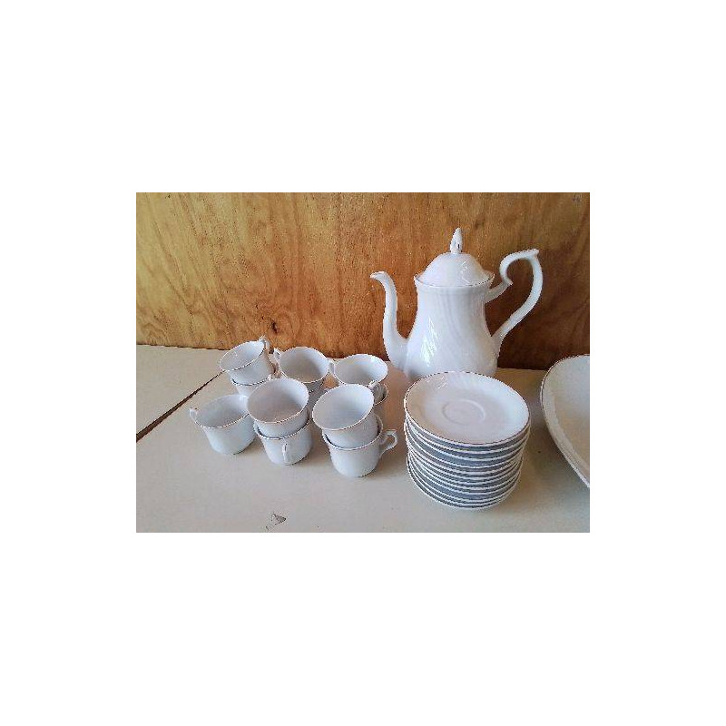 SERVICE À CAFÉ BLANC EN PORCELAINE 