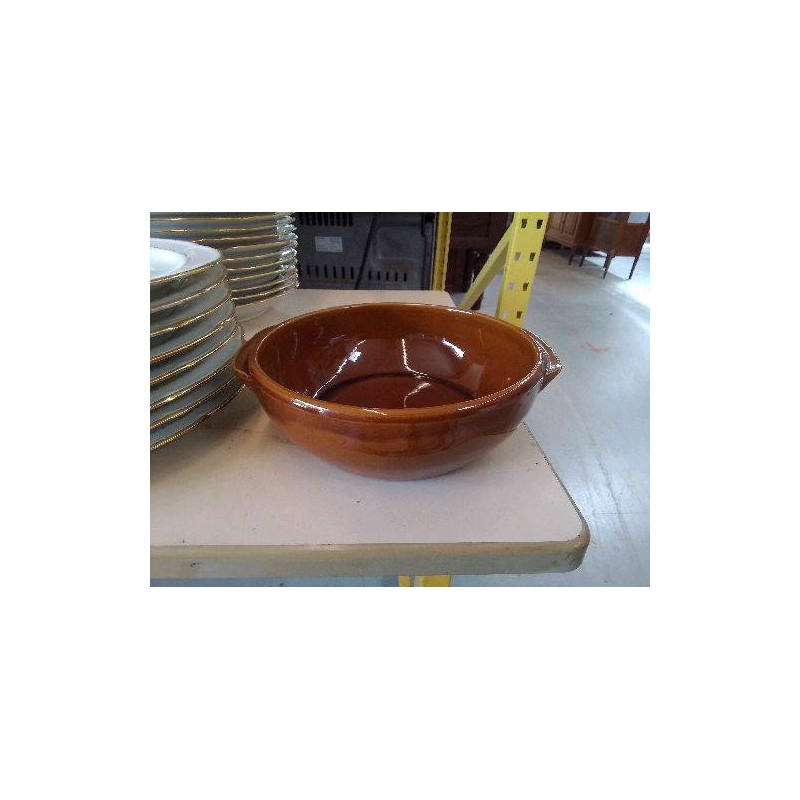 PLAT EN TERRE CUITE MARRON 
