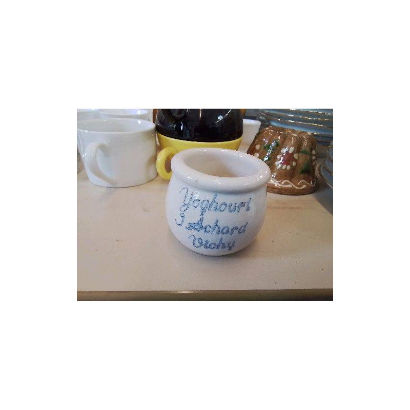 PETIT POT A YAOURT VICHY 