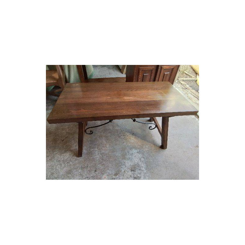 TABLE BASSE